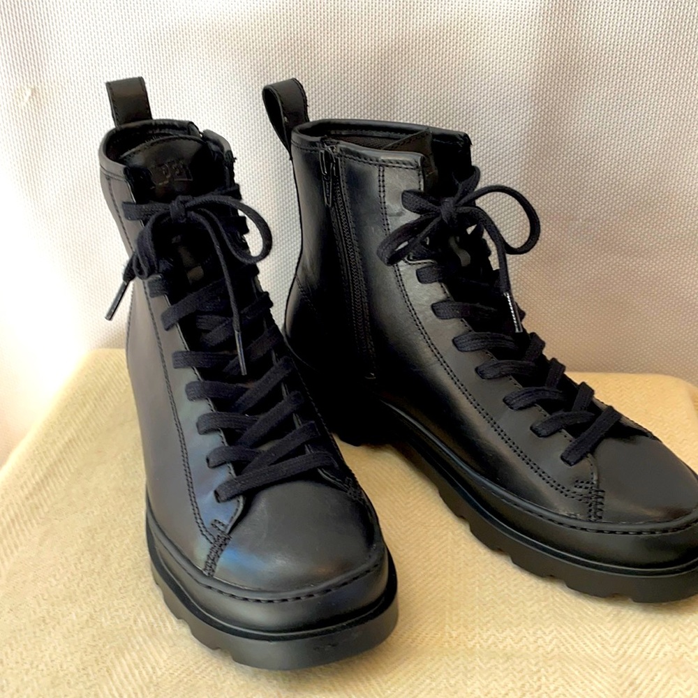 Camper boots